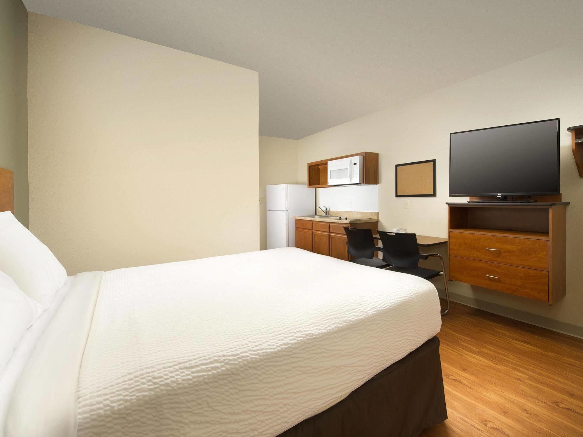 Extended Stay America Select Suites - Oklahoma City - West Exterior photo