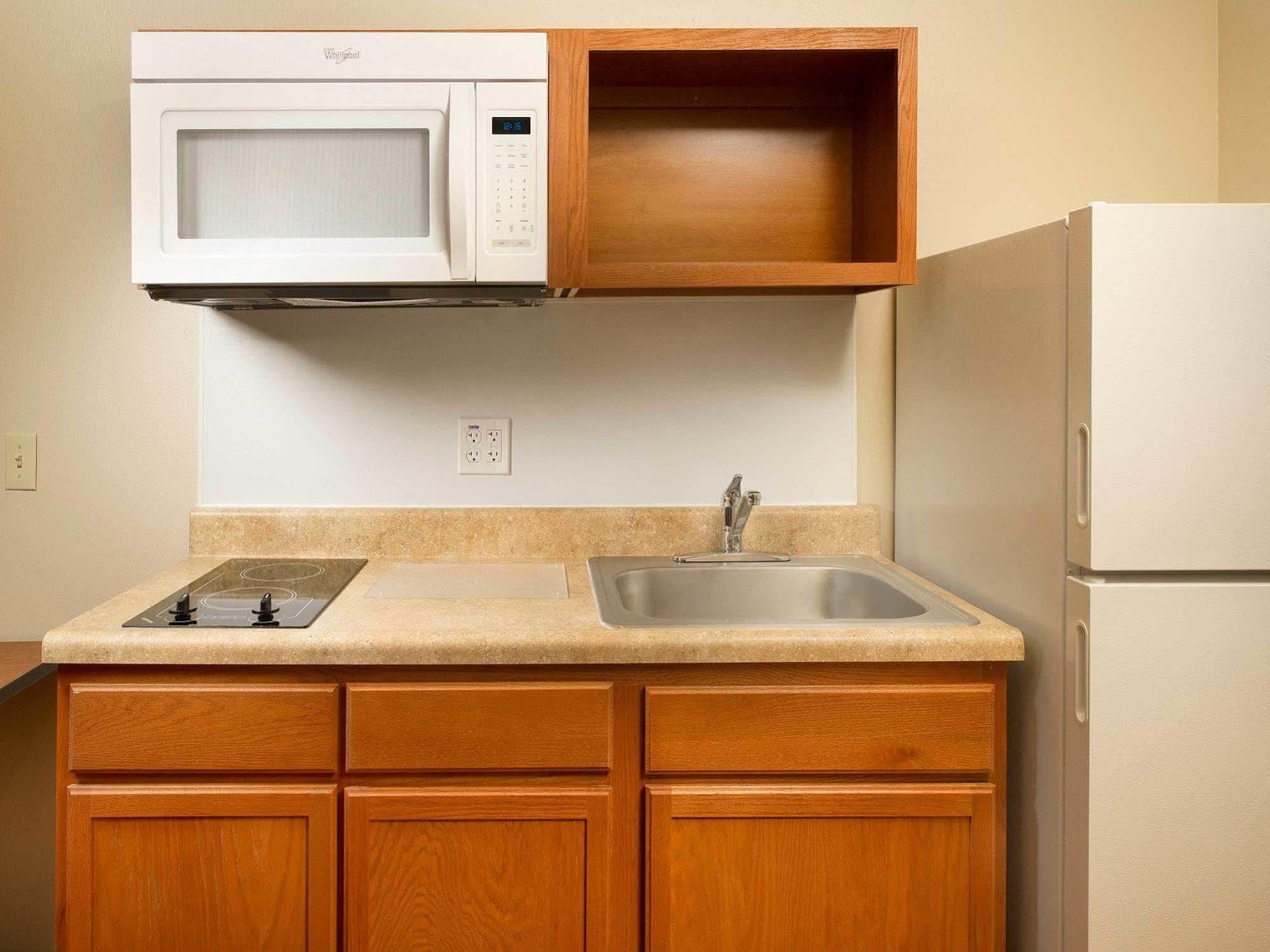 Extended Stay America Select Suites - Oklahoma City - West Exterior photo